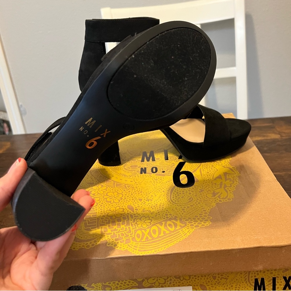 Mix No.6 Microsuede Black Heels-NEW Size 9 Women
